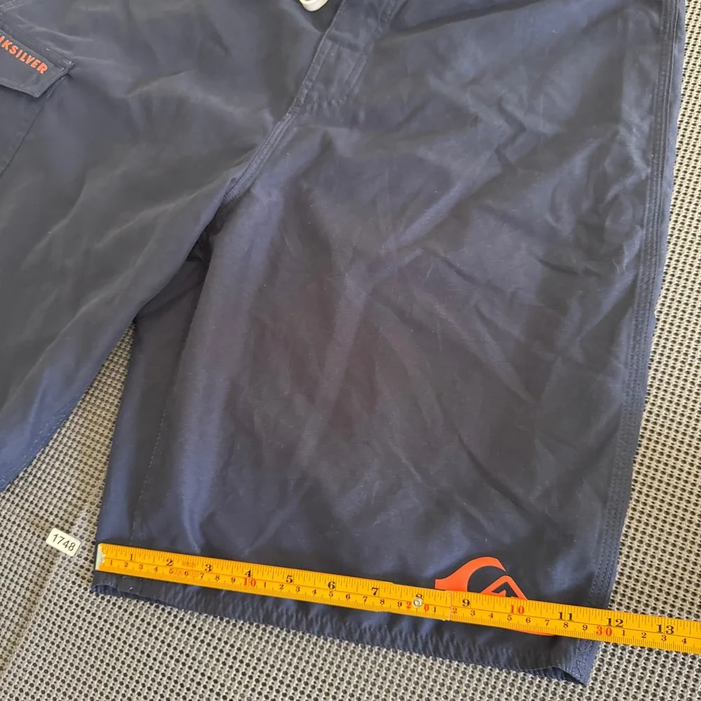 Quiksilver Mens Navy Blue Cargo Board Shorts Swim Trunks Size 36 BYJ0